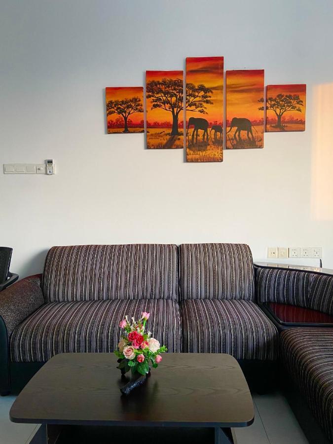 Sea View A Apartment Dehiwala-Mount Lavinia ภายนอก รูปภาพ
